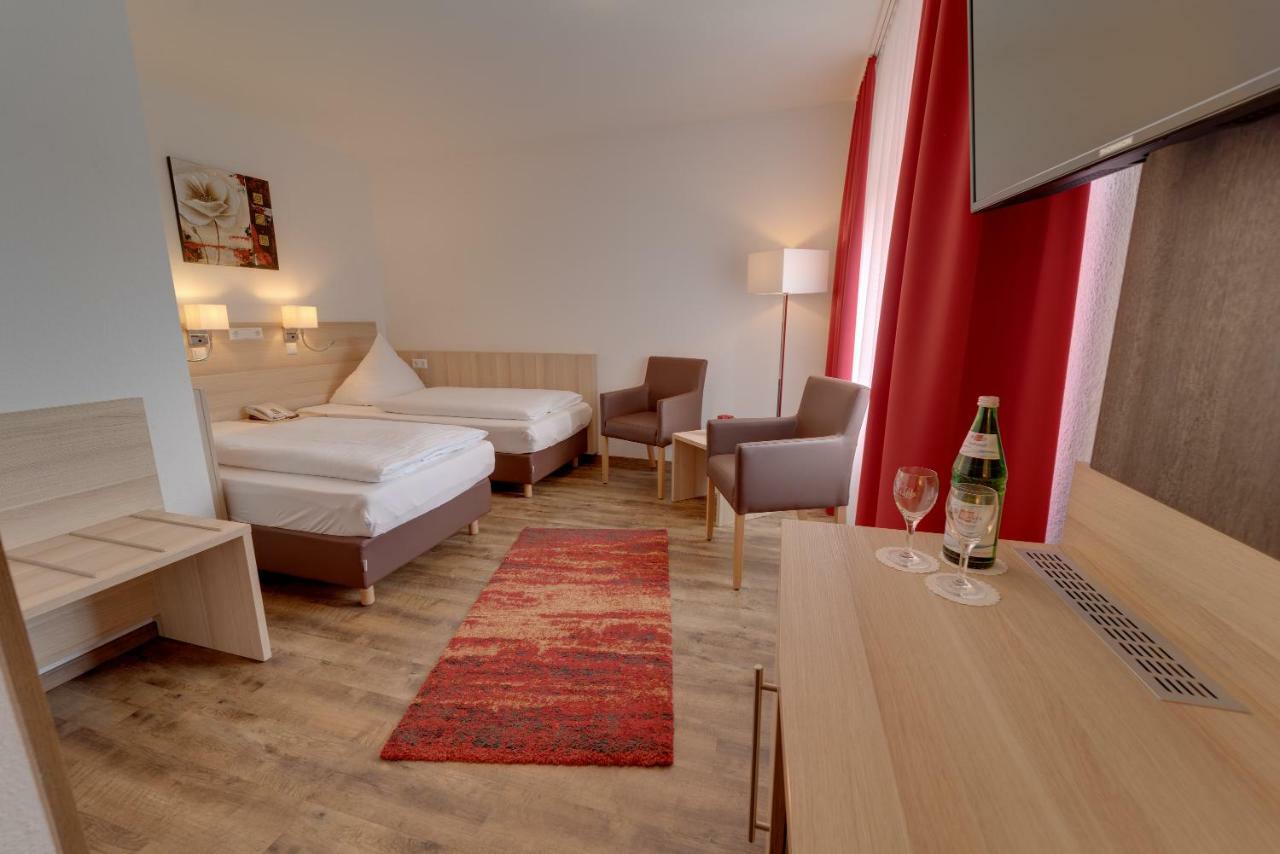 Hotel Waldparkstube Bad Schonborn Luaran gambar
